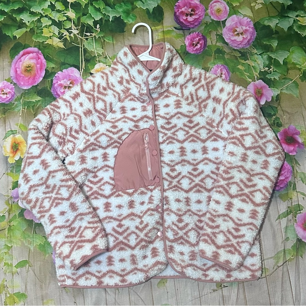 Cozy Geometric Patterned Jacket